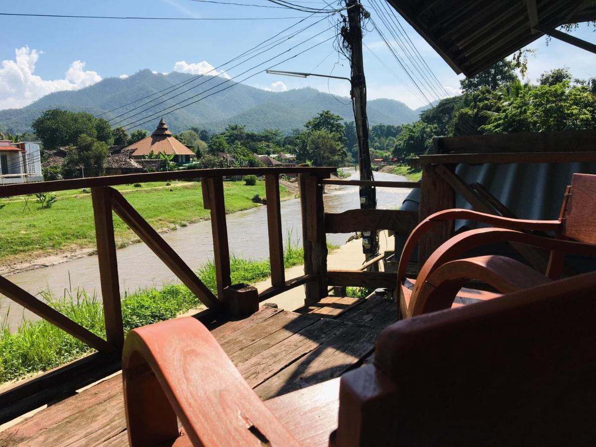 Golden Hut -Chill Bungalows In Town黄金泰式传统独栋小屋 Pai Exterior photo