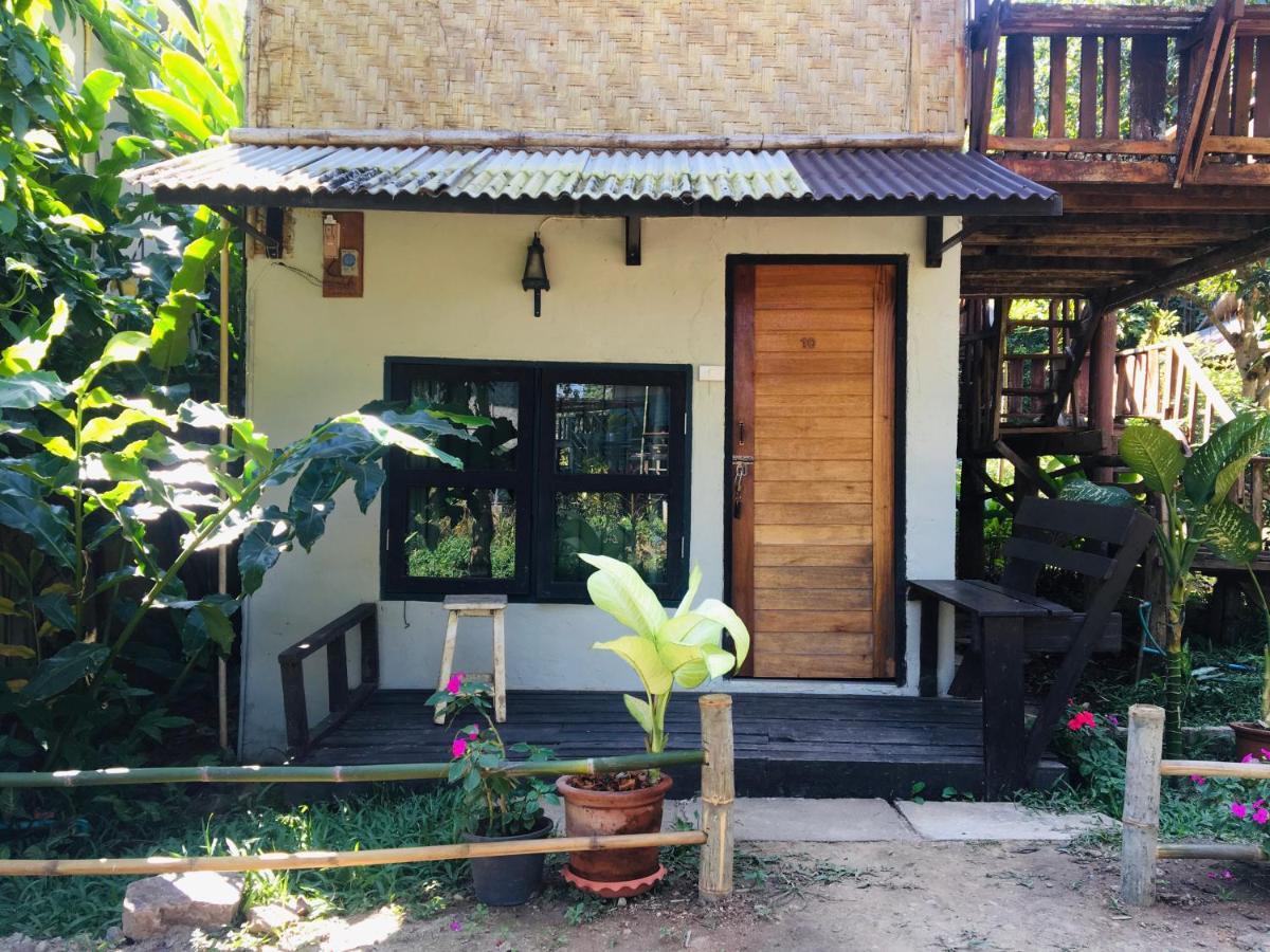 Golden Hut -Chill Bungalows In Town黄金泰式传统独栋小屋 Pai Exterior photo