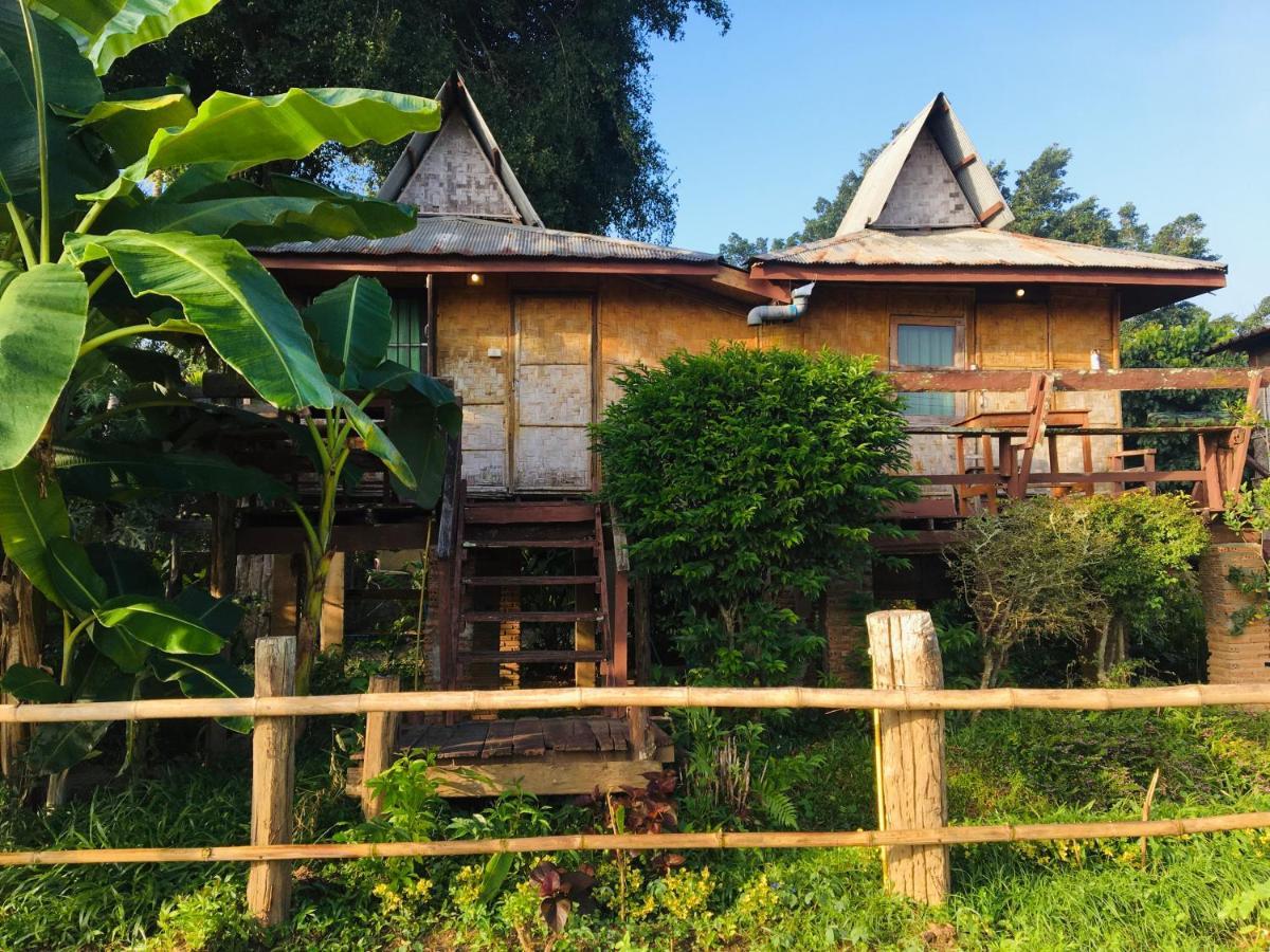 Golden Hut -Chill Bungalows In Town黄金泰式传统独栋小屋 Pai Exterior photo